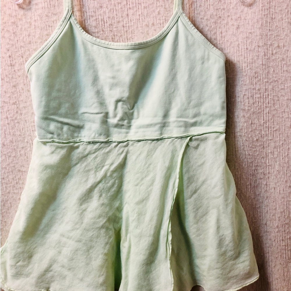 Hard Tail Forever - shirttail tank with flared waist